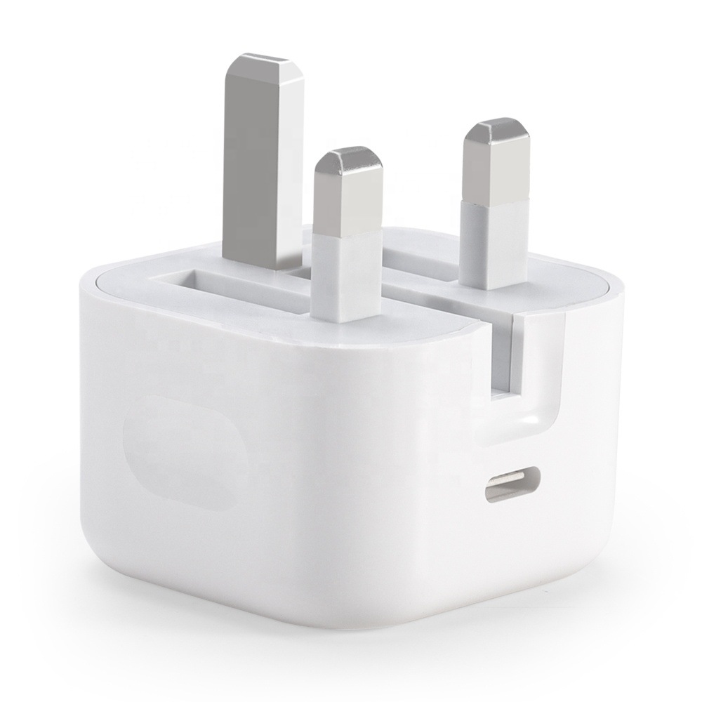 20W White UK Plug Fast Charging Adapter 7