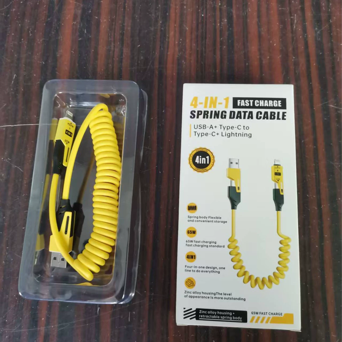 65W Retractable 4-in-1 Charging Cable 5