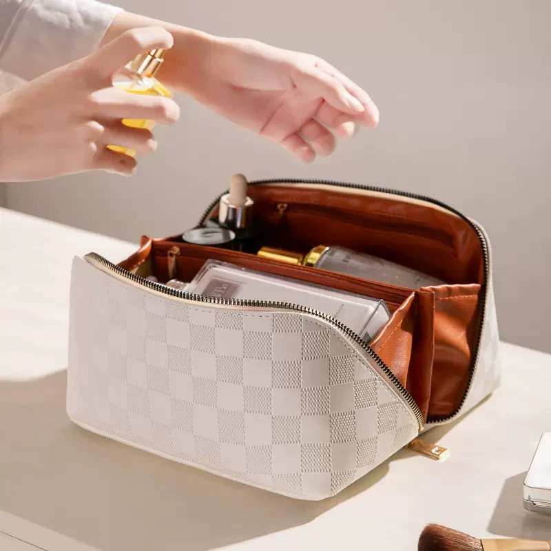 Water-Resistant Travel Cosmetic Bag 4